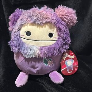 New Squishmallows Eden Bigfoot Valentines 8 inch